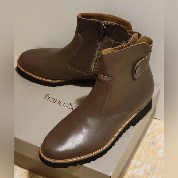 BRAND NEW Womens Franco Sarto Chevelle Zip Up Ankle Boots - Picture 6 of 12